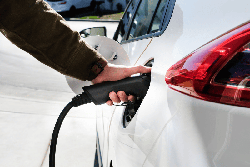 Vaga privativa com carregador Wallbox